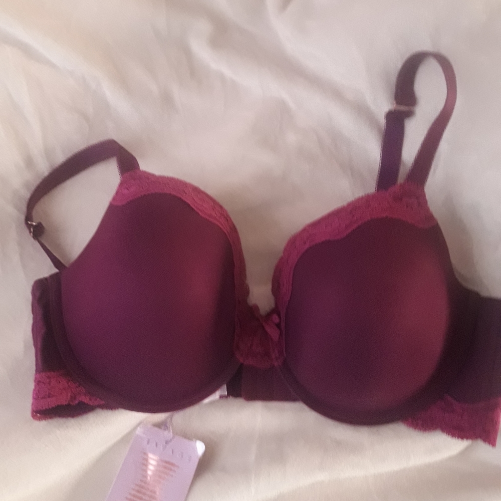 Fenty bra